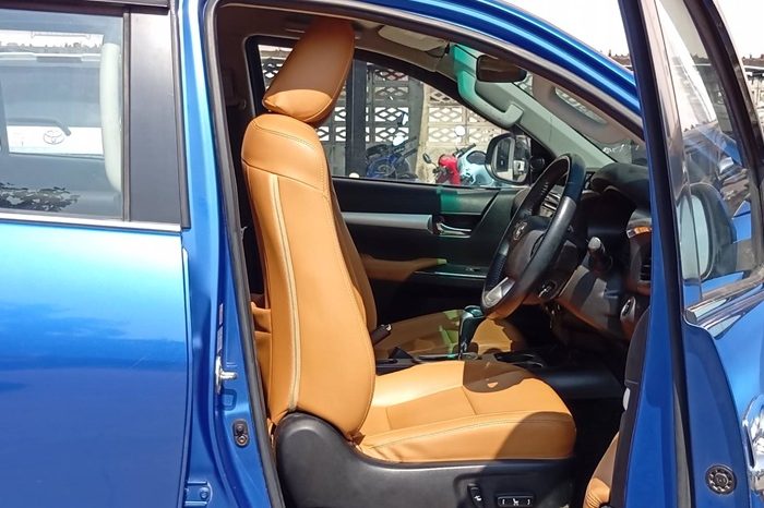 ROCCO 4WD 2019 2.8G AT DOUBLE CAB BLACK  8191 full