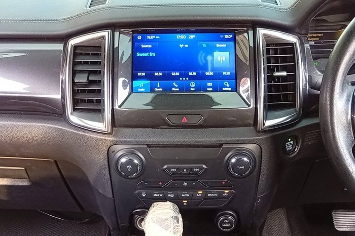 FORD 4WD 2019 2.0 AT DOUBLE CAB BLACK  3019 full