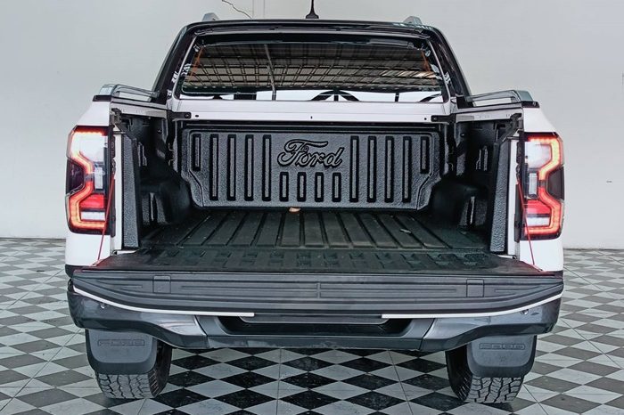 FORD 4WD 2023 2.0 AT DOUBLE CAB WHITE  5225 full