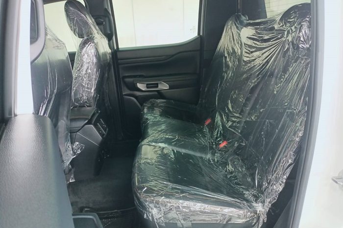 FORD 4WD 2023 2.0 AT DOUBLE CAB WHITE  5225 full