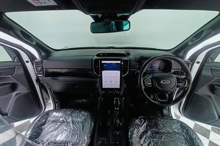 FORD 4WD 2023 2.0 AT DOUBLE CAB WHITE  5225 full