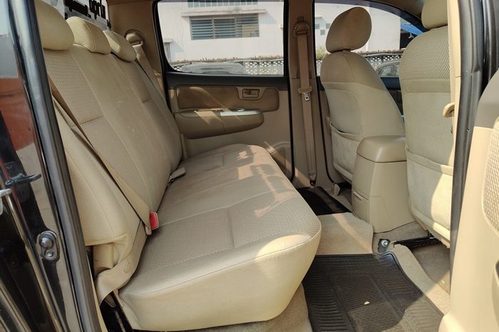 VIGO 4WD 2013 2.5E MT DOUBLE CAB BLACK  125 full