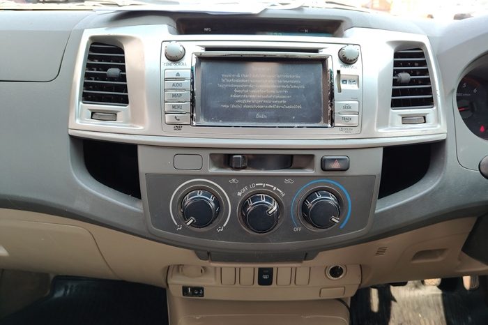 VIGO 4WD 2013 2.5E MT DOUBLE CAB BLACK  125 full