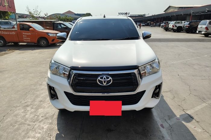 REVO PRE 2019 2.4E AT DOUBLE CAB WHITE  7283 full