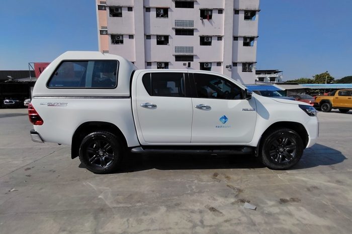 REVO PRE 2021 2.4 ENTRY AT DOUBLE CAB WHITE  1848 full
