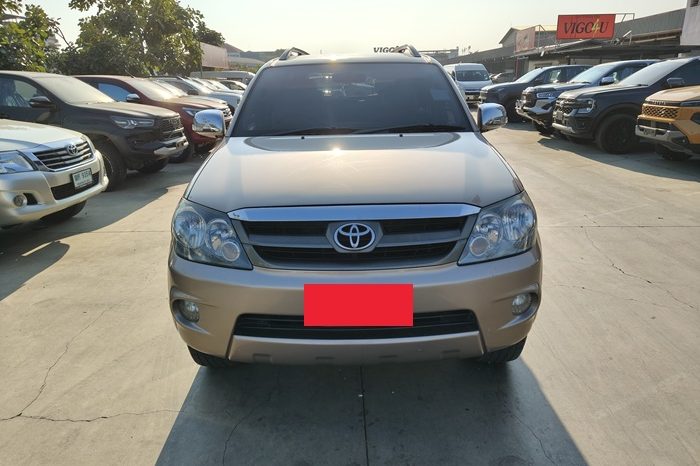 TOYOTA 4WD 2006 2.7V AT FORTUNER SILVER  7349 full