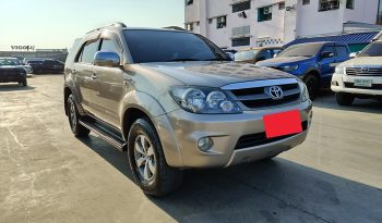 TOYOTA 4WD 2006 2.7V AT FORTUNER SILVER  7349 full