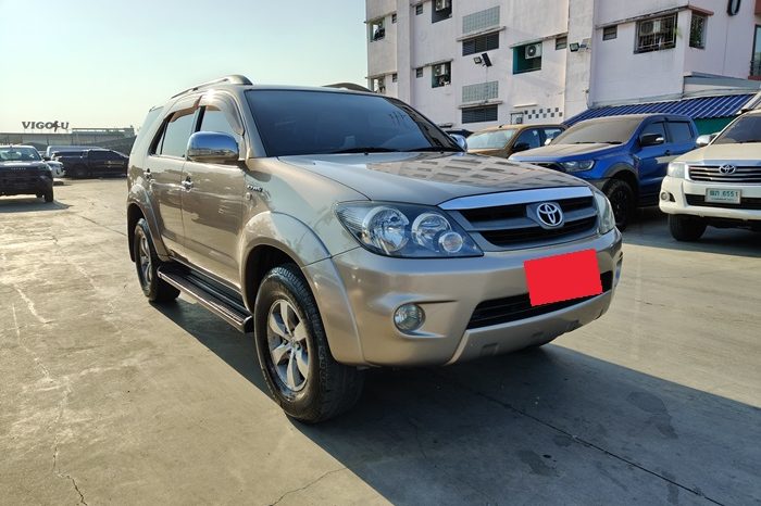 TOYOTA 4WD 2006 2.7V AT FORTUNER SILVER  7349 full