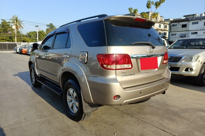 TOYOTA 4WD 2006 2.7V AT FORTUNER SILVER  7349 full