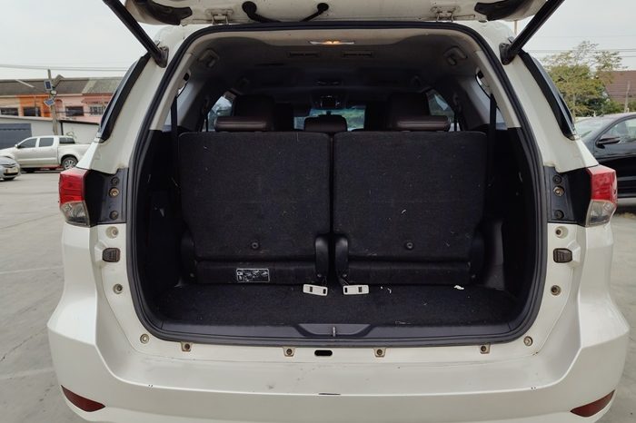 TOYOTA 2WD 2018 2.4V AT FORTUNER WHITE  5819 full