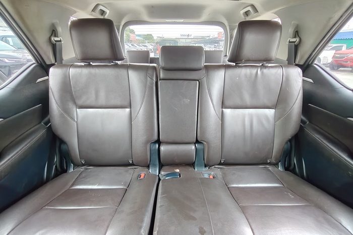 TOYOTA 2WD 2018 2.4V AT FORTUNER WHITE  5819 full