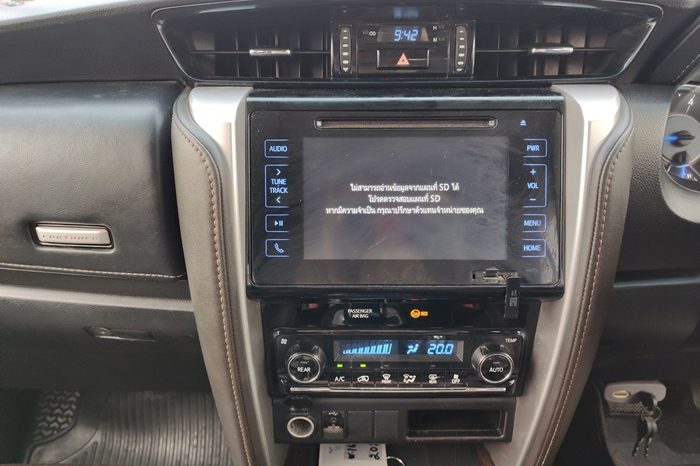 TOYOTA 2WD 2018 2.4V AT FORTUNER WHITE  5819 full