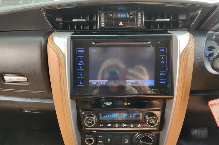 TOYOTA 4WD 2016 2.8V AT FORTUNER BLACK  3671 full