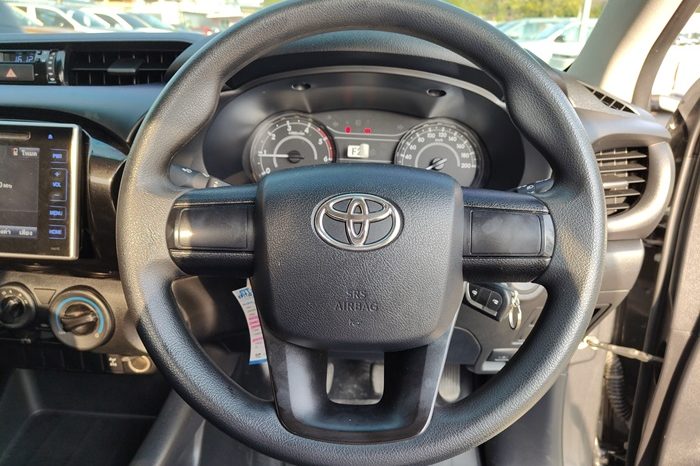 REVO 4WD 2019 2.8J MT STANDARD DARK GREY  3411 full