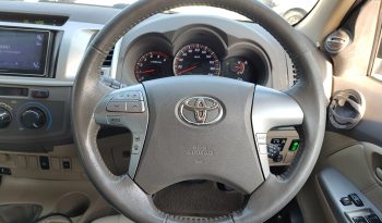 VIGO 4WD 2012 3.0G AT DOUBLE CAB WHITE  557 full