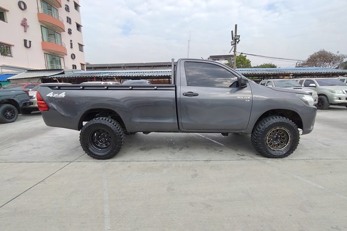 REVO 4WD 2019 2.8J MT STANDARD DARK GREY  9492 full