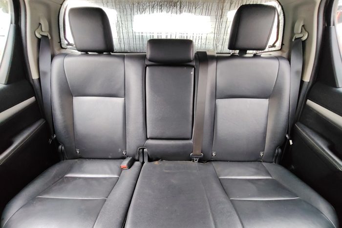 REVO 4WD 2020 2.8G MT DOUBLE CAB SILVER  7054 full