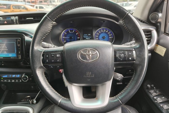 REVO 4WD 2020 2.8G MT DOUBLE CAB SILVER  7054 full