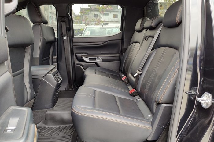 FORD 4WD 2024 3.0 AT DOUBLE CAB BLACK  8899 full