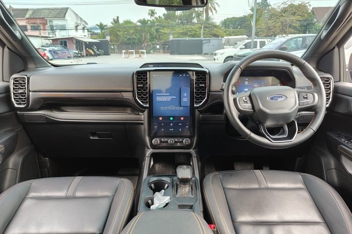 FORD 4WD 2024 3.0 AT DOUBLE CAB BLACK  8899 full