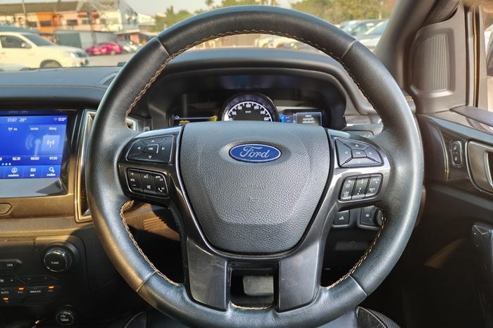 FORD 4WD 2021 2.0 AT DOUBLE CAB BLACK  8821 full