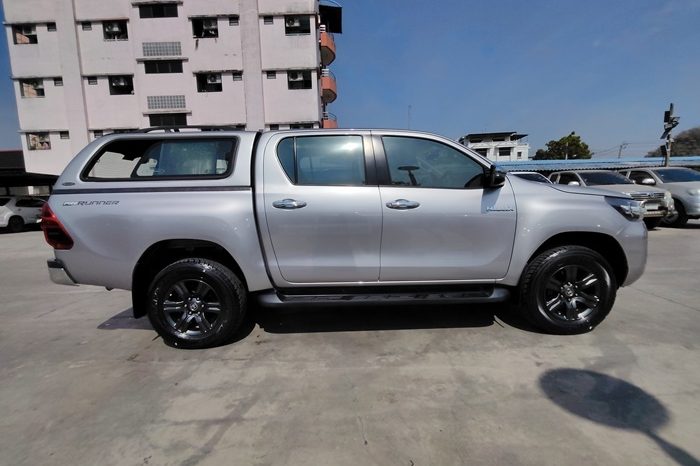 REVO PRE 2020 2.4 ENTRY AT DOUBLE CAB SILVER  6435 full