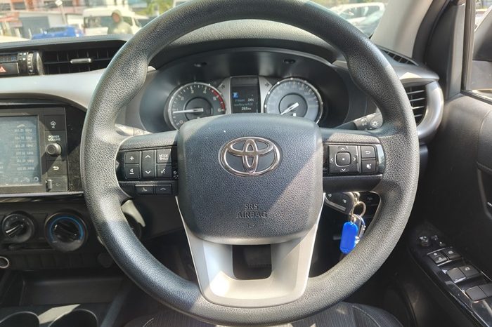 REVO PRE 2020 2.4 ENTRY AT DOUBLE CAB SILVER  6435 full