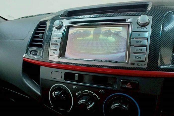 VIGO 4WD 2014 2.5E AT DOUBLE CAB WHITE  1064 full