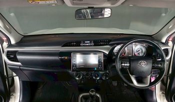 REVO PRE 2020 2.4MID MT SMART CAB WHITE  1806 full
