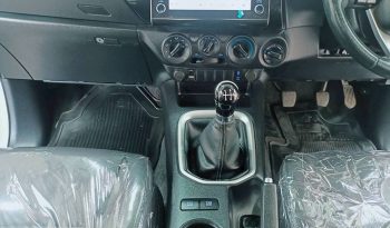 REVO PRE 2020 2.4MID MT SMART CAB WHITE  1806 full