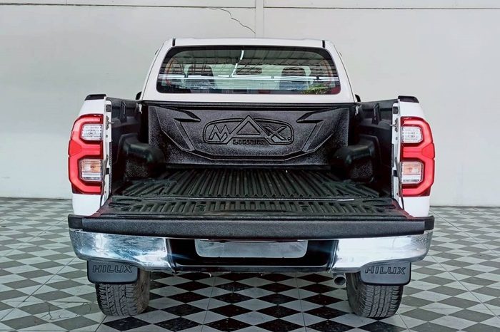 REVO PRE 2020 2.4MID MT SMART CAB WHITE  1806 full