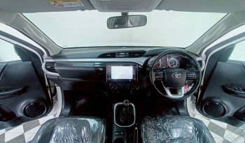 REVO PRE 2020 2.4MID MT SMART CAB WHITE  1806 full