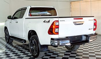 REVO PRE 2020 2.4MID MT SMART CAB WHITE  1807 full