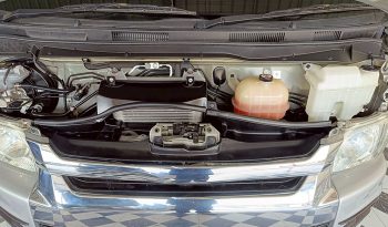 TOYOTA 2WD 2020 3.0 MT COMMUTER SILVER  1826 full