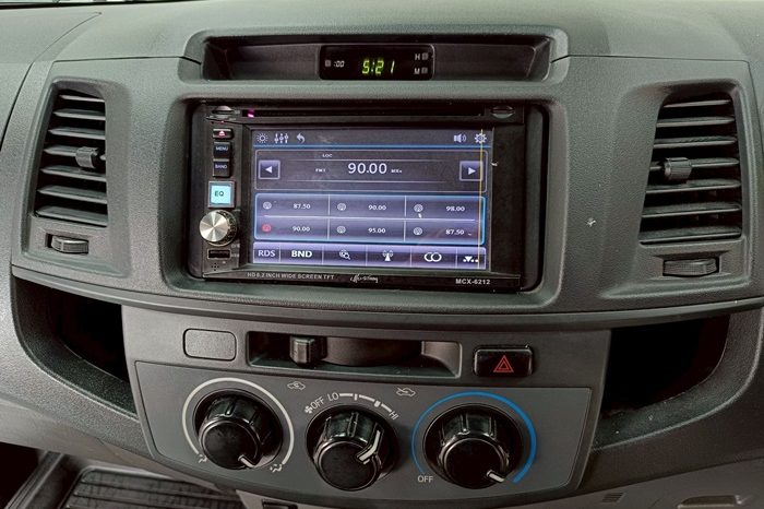 VIGO 4WD 2013 2.7J AT SMART CAB BLACK  2075 full