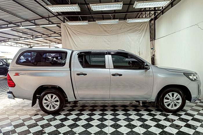 REVO 2WD 2021 2.4 ENTRY AT DOUBLE CAB SILVER 2198 full
