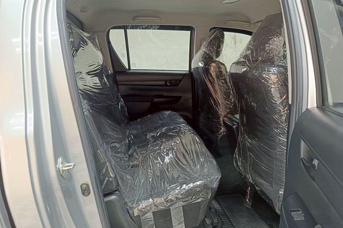 REVO 2WD 2021 2.4 ENTRY AT DOUBLE CAB SILVER 2198 full