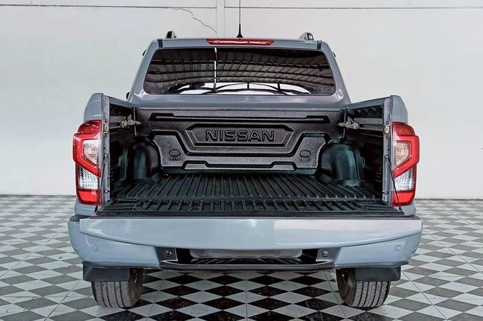 NISSAN 2021 4WD 2.3 AT DOUBLE CAB GREY  2428 full