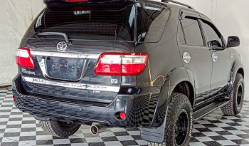 TOYOTA 2WD 2010 2.7V AT FORTUNER BLACK  2814 full