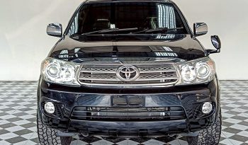 TOYOTA 2WD 2010 2.7V AT FORTUNER BLACK  2814 full