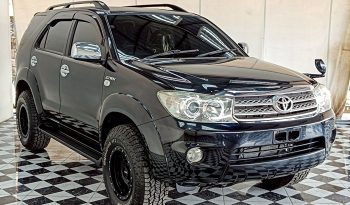 TOYOTA 2WD 2010 2.7V AT FORTUNER BLACK  2814 full