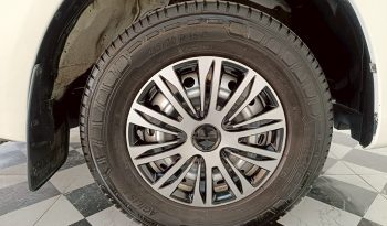 REVO 2WD 2020 2.4J MT STANDARD WHITE  330 full