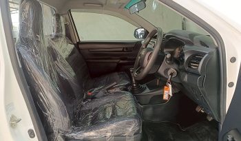 REVO 2WD 2020 2.4J MT STANDARD WHITE  330 full