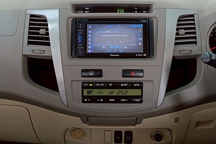 TOYOTA 2WD 2008 2.7V AT FORTUNER SILVER  3937 full