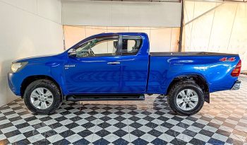 REVO 4WD 2016 2.8G MT SMART CAB BLUE  4064 full