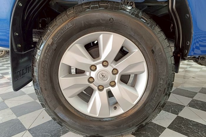 REVO 4WD 2016 2.8G MT SMART CAB BLUE  4064 full