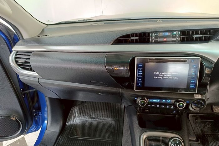 REVO 4WD 2016 2.8G MT SMART CAB BLUE  4064 full