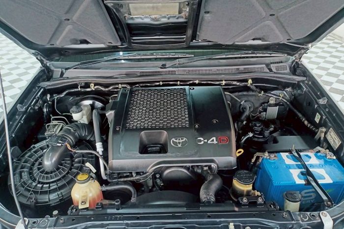 TOYOTA 4WD 2006 2.7V AT FORTUNER BLACK  4303 full