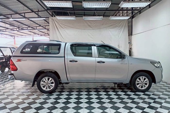 REVO 2WD 2020 2.4MID AT DOUBLE CAB WHITE  4348 full