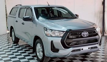 REVO 2WD 2020 2.4MID AT DOUBLE CAB WHITE  4348 full